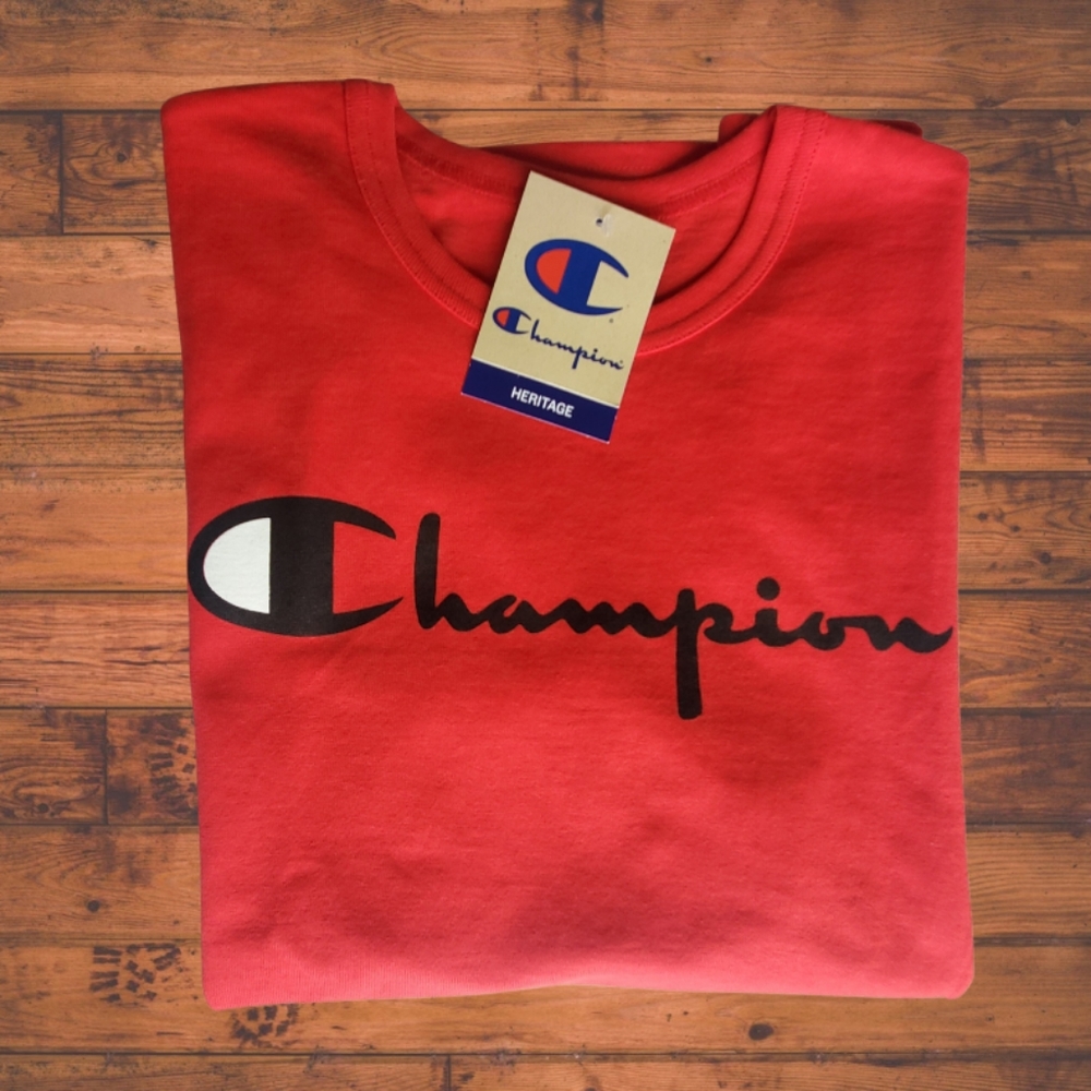 Champion T-shirt